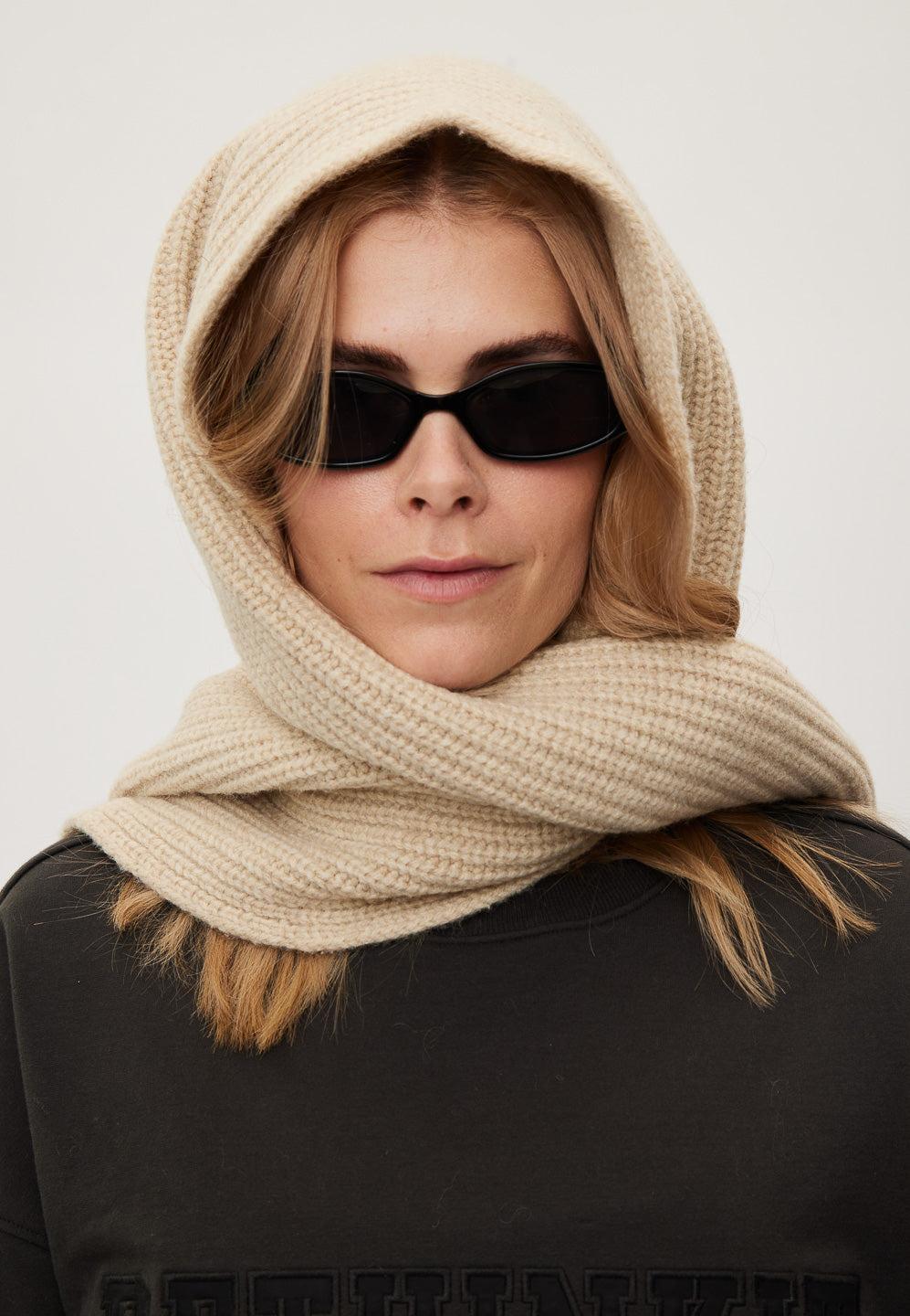 Rethinkit Knitted Scarf Fringes Chamonix Accessory 9529 fossil melange