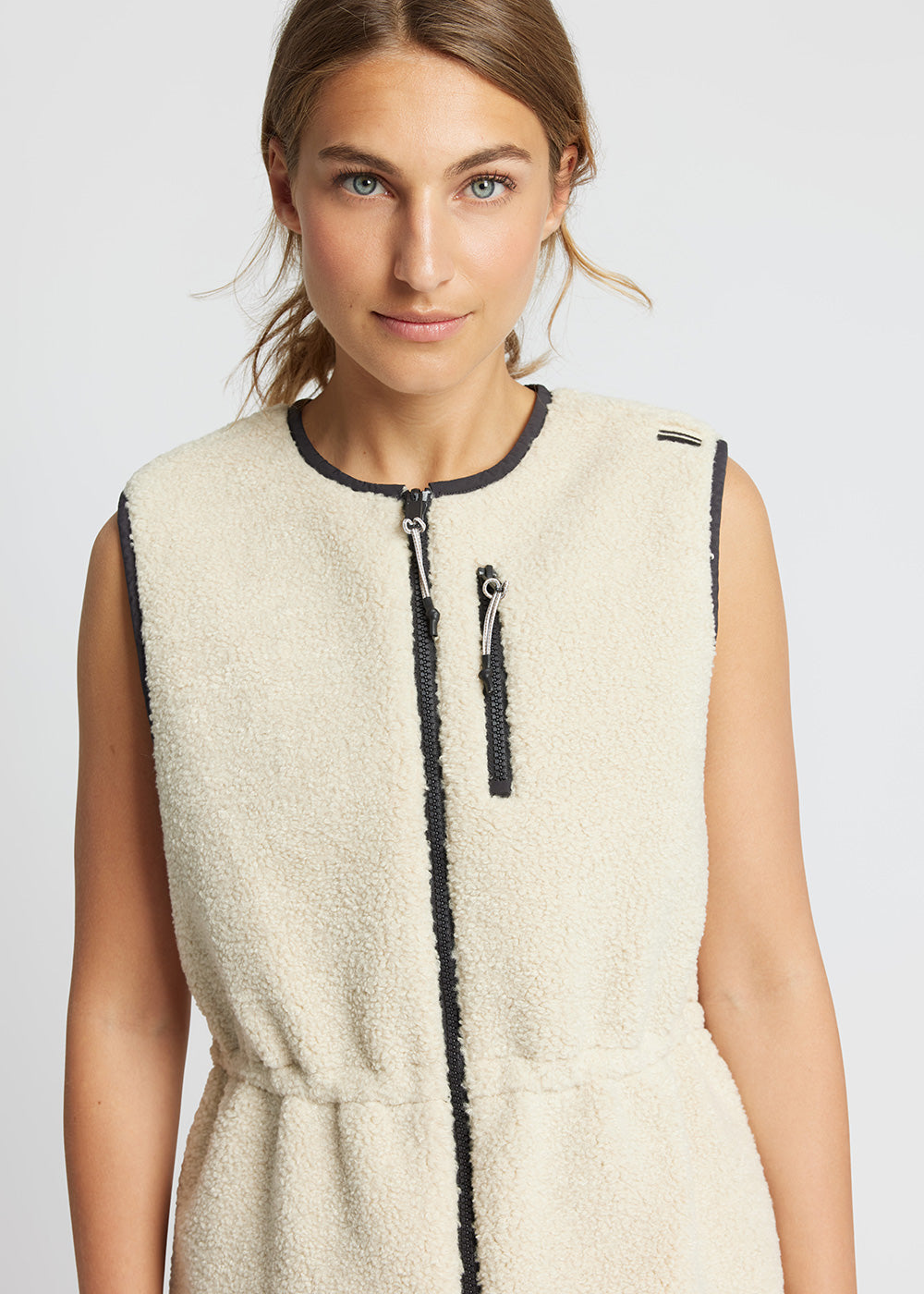 Rethinkit Reversible Fuzzy Gilet Laksa Jackets 3356 sandshell