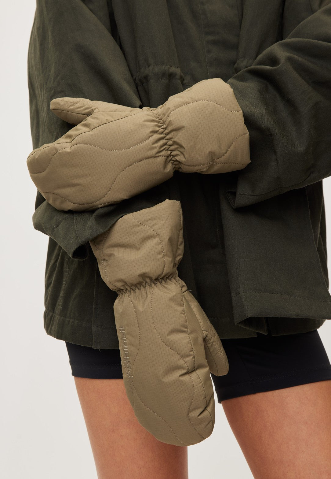 Rethinkit Quilted Mittens Field Country Accessory 9517 dust green